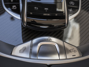 2016AMG C 63 S Cabriolet п؅^