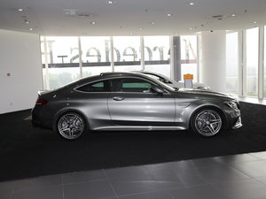 2016A(y)MG C 63 Coupe (c)