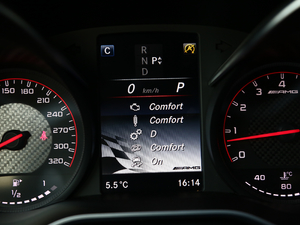 2016AMG C 63 S Coupe п؅^