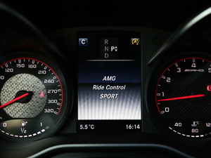 2016A(y)MG C 63 S Coupe п؅^(q)