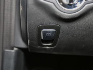 2016AMG C 63 S Coupe v܇Ƅ