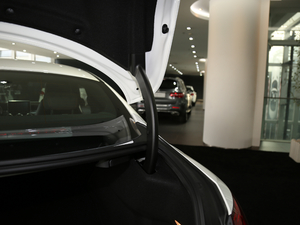 2016A(y)MG C 63 Coupe g