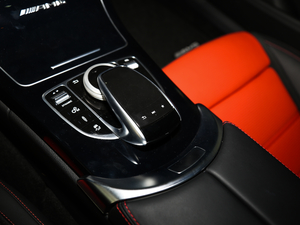 2016A(y)MG C 63 Coupe {(dio)(ji)