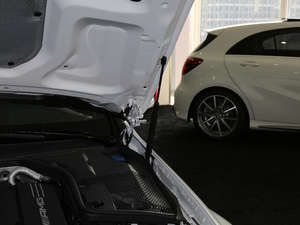 2016A(y)MG C 63 Coupe 