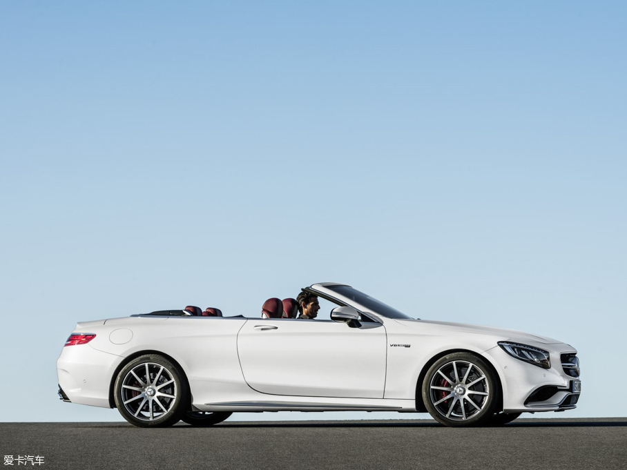 2015��AMG S������ ������