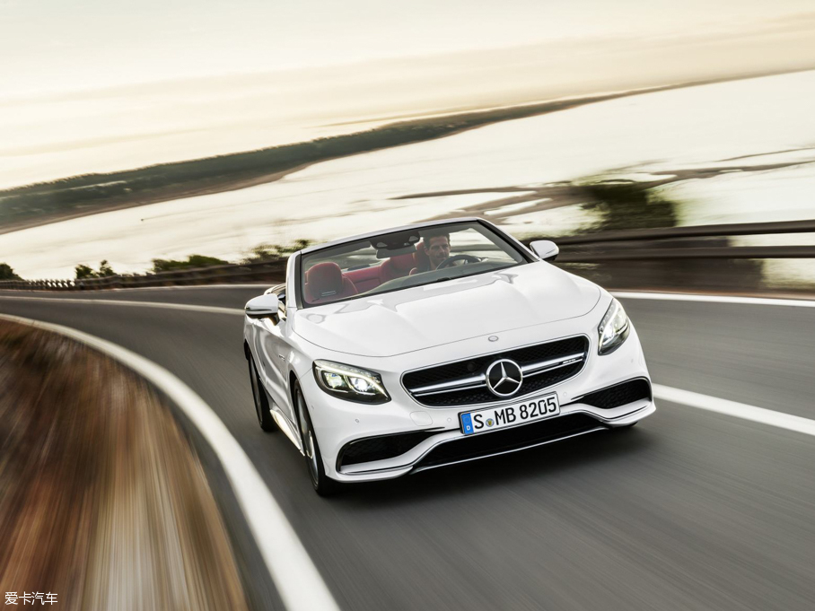 2015��AMG S������ ������
