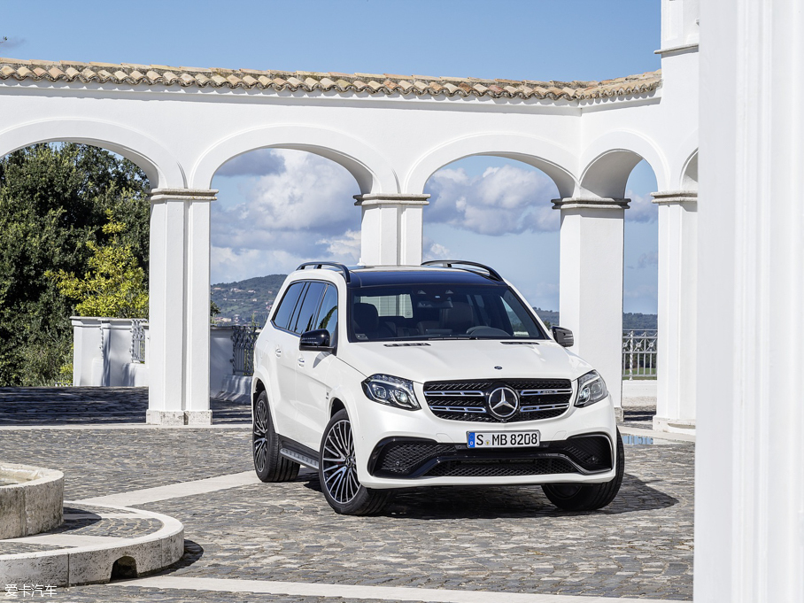 2016YGLSAMG AMG GLS 63 4MATIC