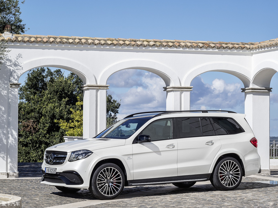 2016YGLSAMG AMG GLS 63 4MATIC