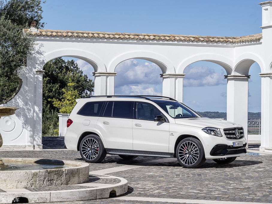 2016YGLSAMG AMG GLS 63 4MATIC