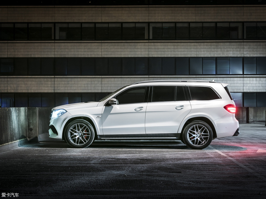 2016YGLSAMG AMG GLS 63 4MATIC