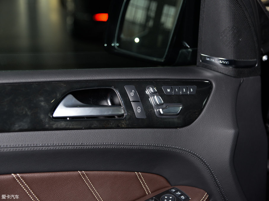 2016YGLSAMG AMG GLS 63 4MATIC