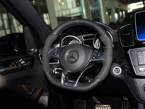 2016款AMG GLS 63 4MATIC 方向盘