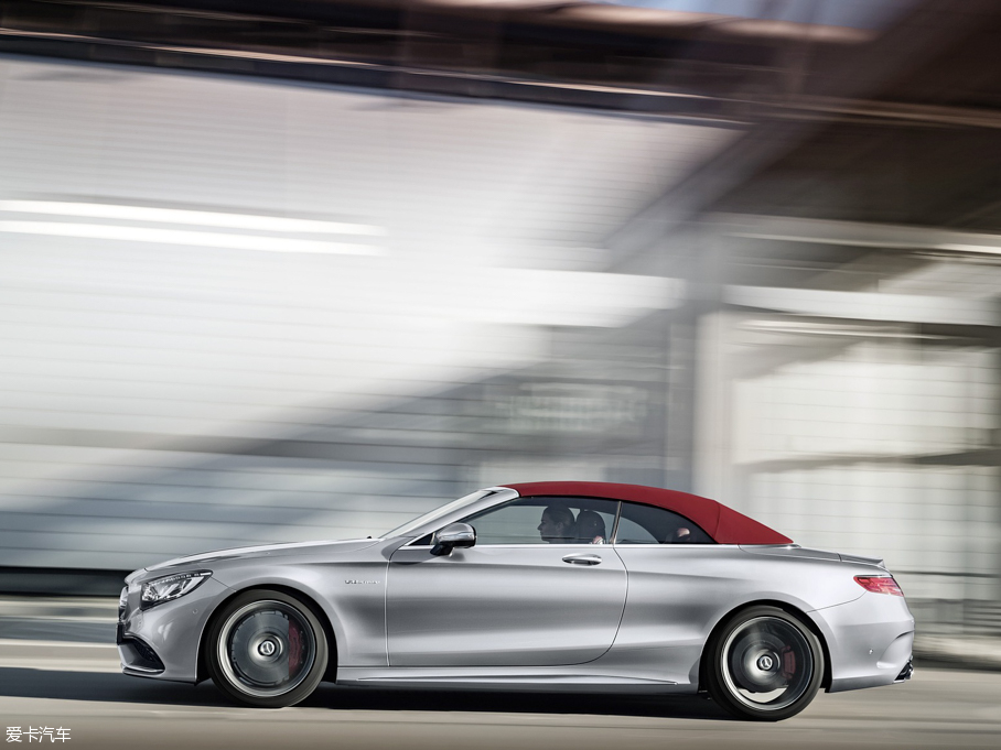 2016��AMG S������ AMG S 63 4MATIC Cabriolet Edition 130