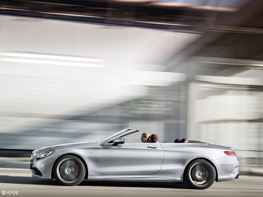2016��AMG S������ AMG S 63 4MATIC Cabriolet Edition 130