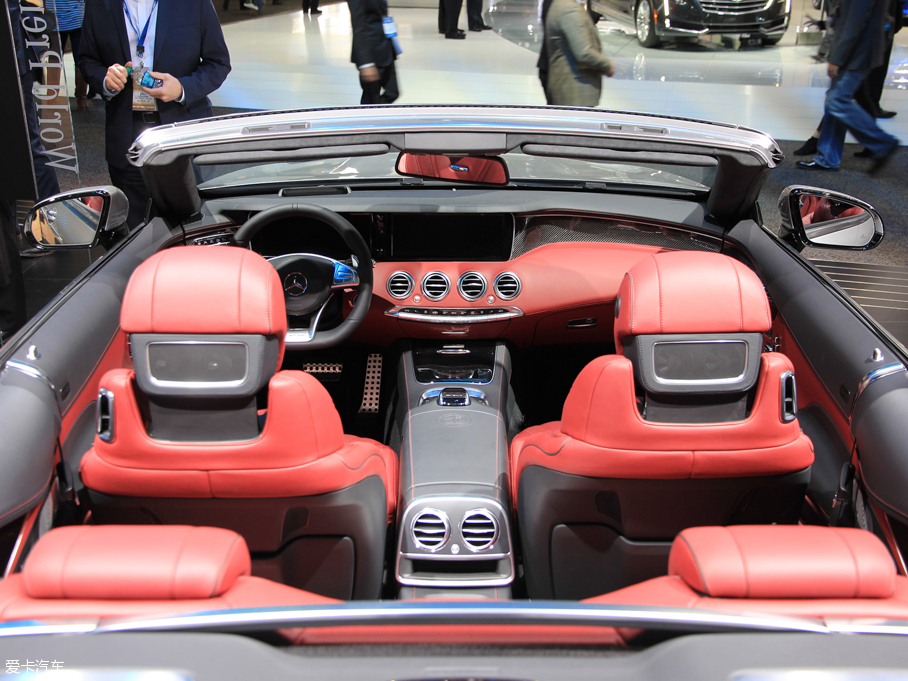 2016��AMG S������ AMG S 63 4MATIC Cabriolet Edition 130