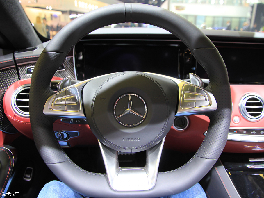 2016��AMG S������ AMG S 63 4MATIC Cabriolet Edition 130