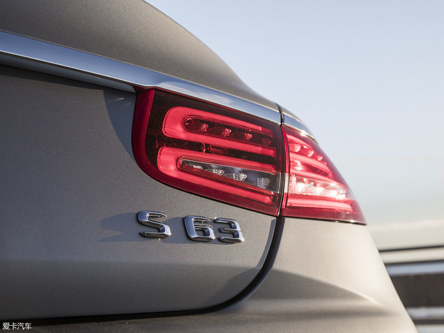 2016��AMG S������ AMG S 63 Cabriolet