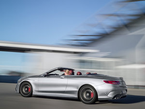 2016��AMG S 63 4MATIC Cabriolet Edition 130 ���w���^