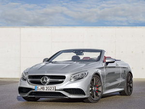 2016��AMG S 63 4MATIC Cabriolet Edition 130 ���w���^