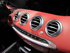 2016��AMG S 63 4MATIC Cabriolet Edition 130 ���g����