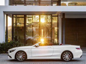 2016��AMG S 63 Cabriolet ���w���^