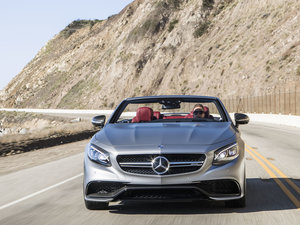 2016��AMG S 63 Cabriolet ���w���^