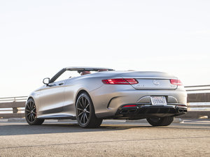 2016��AMG S 63 Cabriolet ���w���^