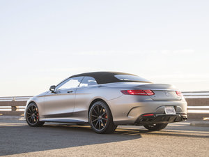 2016��AMG S 63 Cabriolet ���w���^