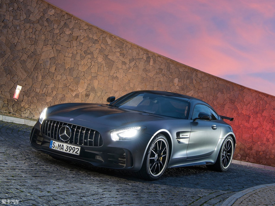 2017YAMG GT AMG GT R