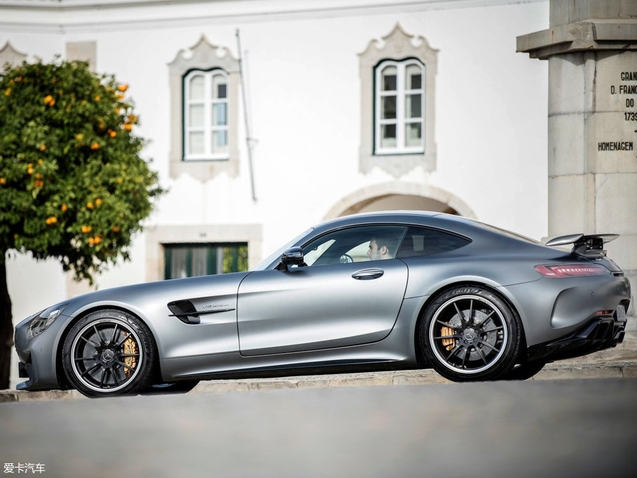 2017YAMG GT AMG GT R