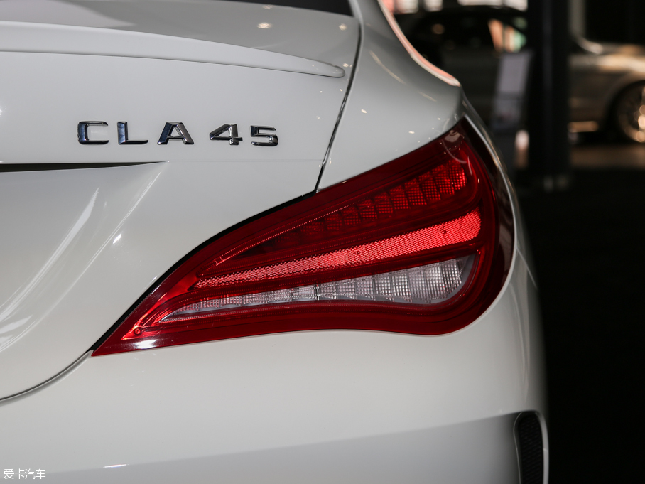 2015YCLA(j)AMG AMG CLA 45 4MATIC