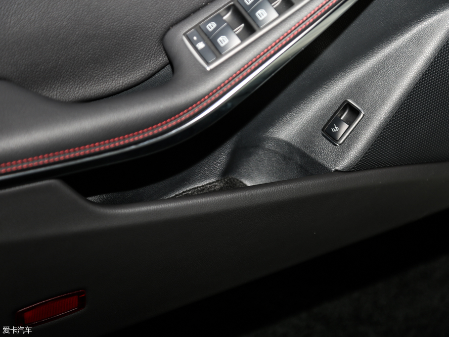 2015YCLAAMG AMG CLA 45 4MATIC