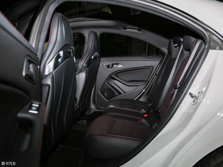 2015YCLAAMG AMG CLA 45 4MATIC