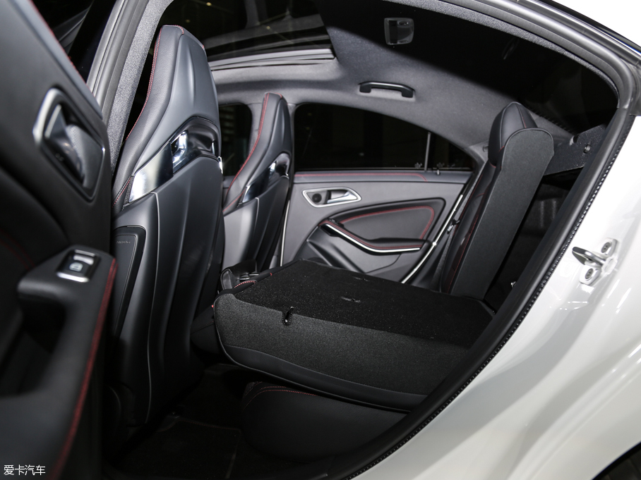 2015YCLAAMG AMG CLA 45 4MATIC