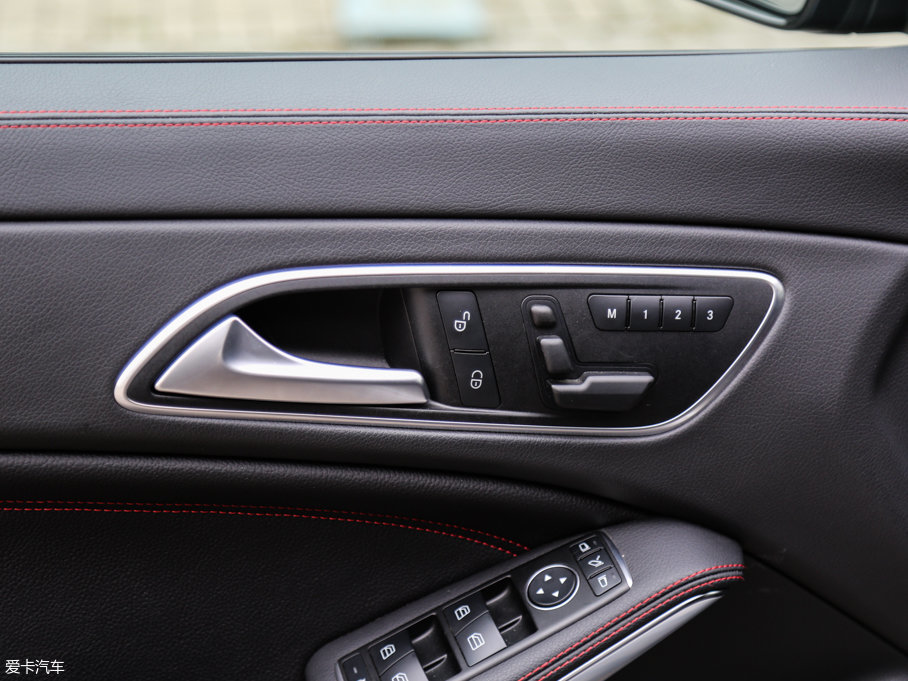 2015YCLAAMG AMG CLA 45 4MATIC