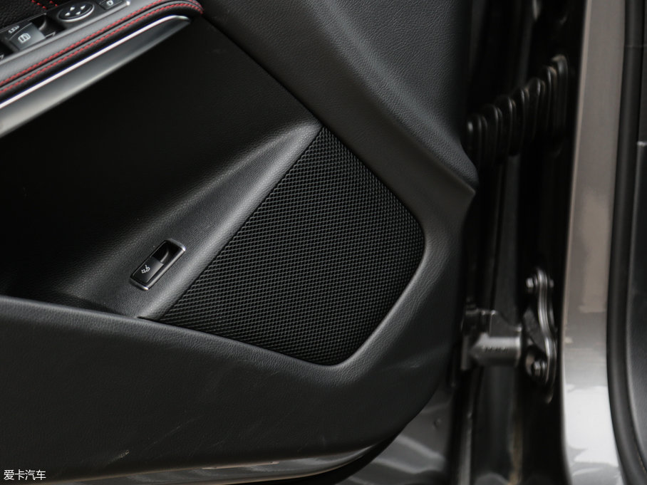 2015YCLAAMG AMG CLA 45 4MATIC