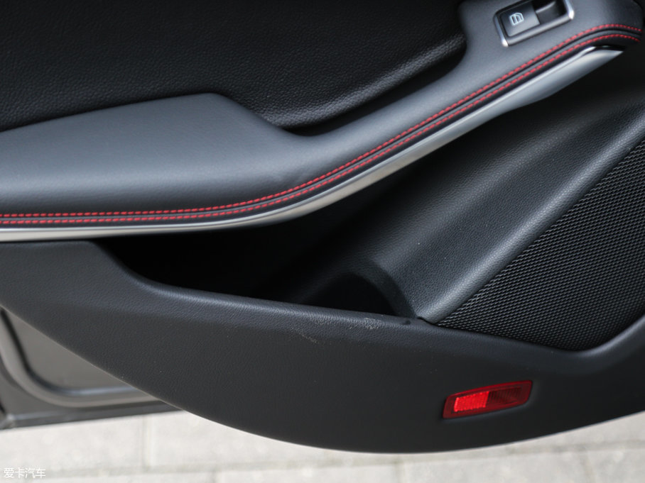 2015YCLA(j)AMG AMG CLA 45 4MATIC