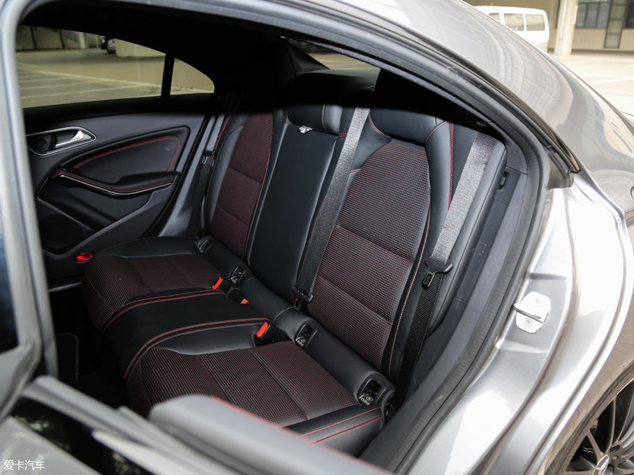 2015YCLAAMG AMG CLA 45 4MATIC