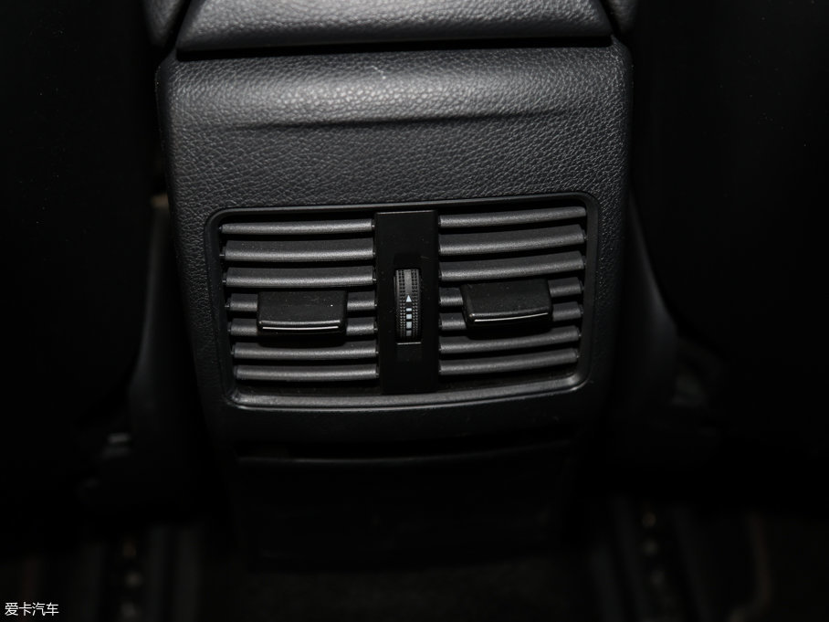 2015YCLAAMG AMG CLA 45 4MATIC