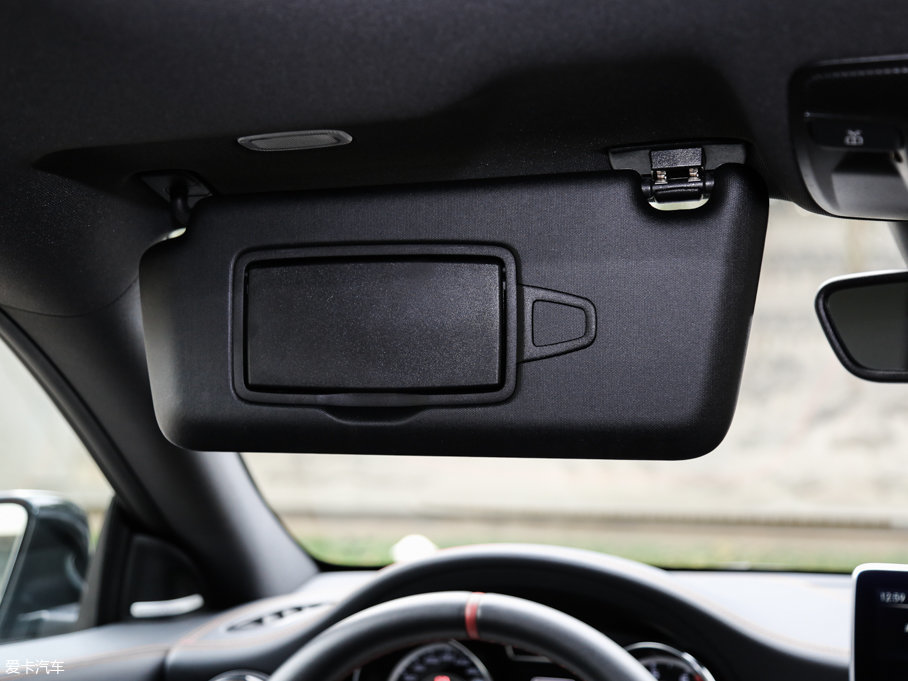 2015YCLAAMG AMG CLA 45 4MATIC