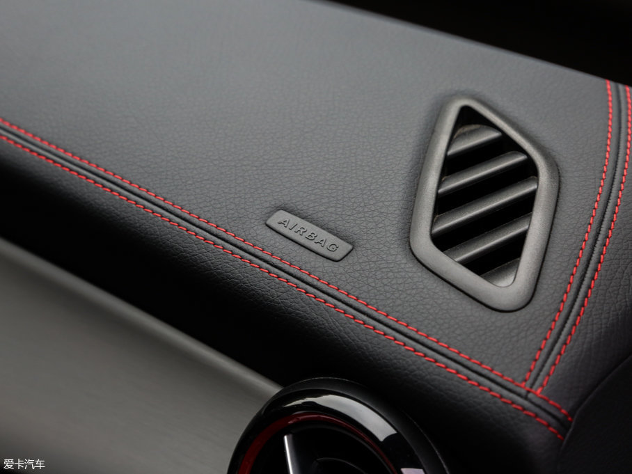 2015YCLAAMG AMG CLA 45 4MATIC