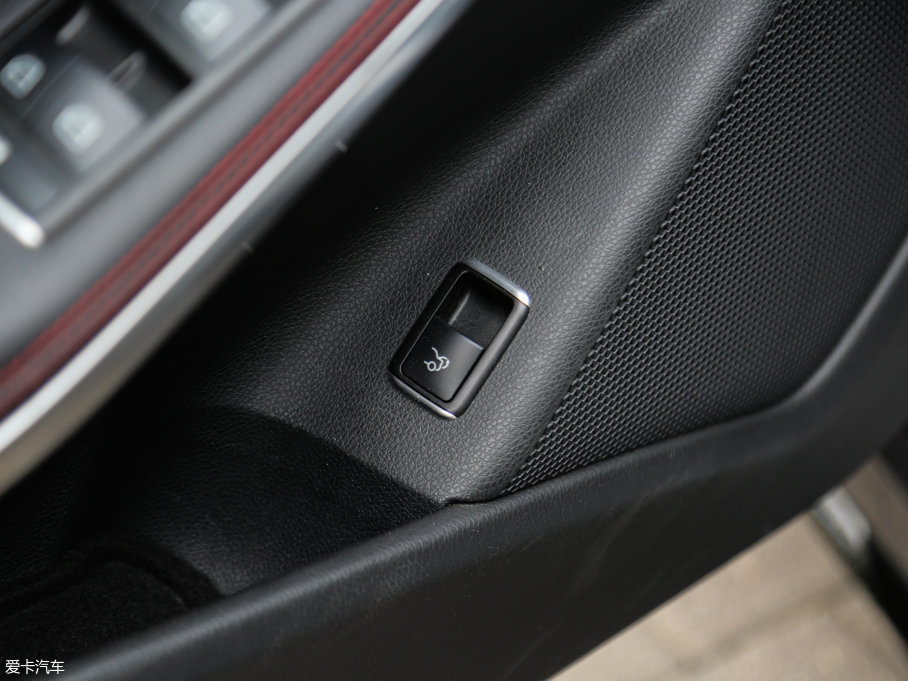 2015YCLAAMG AMG CLA 45 4MATIC