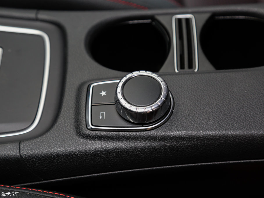 2015YCLAAMG AMG CLA 45 4MATIC