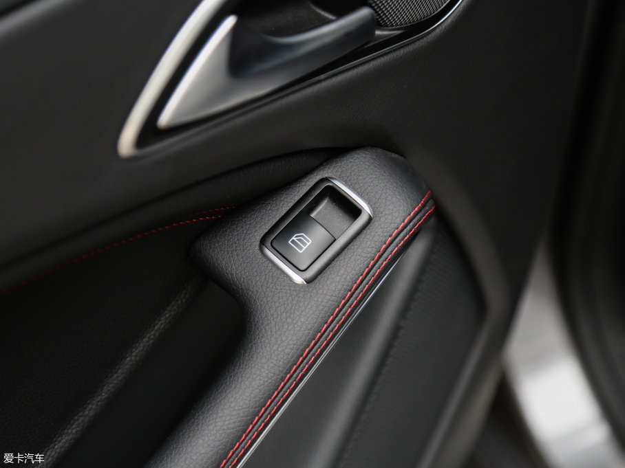 2015YCLAAMG AMG CLA 45 4MATIC