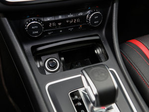 2015AMG CLA 45 4MATIC g