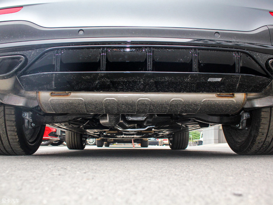 奔馳AMG2017款奔馳GLC級(jí)AMG