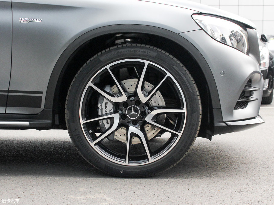 2017YGLC AMG AMG GLC 43 4MATIC ؄e