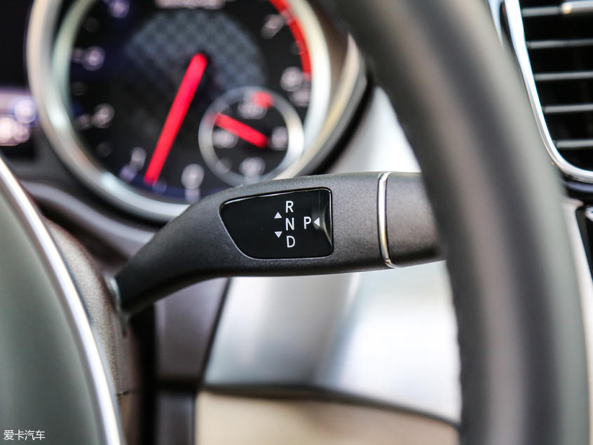 梅賽德斯-AMG2017款奔馳GLE級AMG