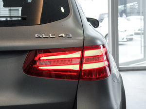 2017AMG GLC 43 4MATIC ؄e ^