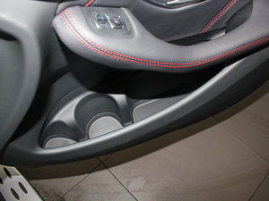 2017AMG GLC 43 4MATIC ؄e g